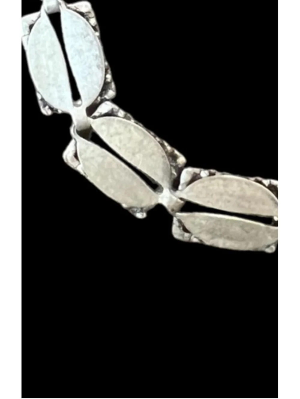 Antique Art Deco Sterling Silver Bracelet This lovely bracelet is exceptional!
